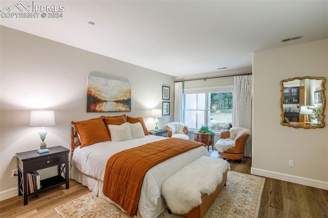 4420 Carriage House View