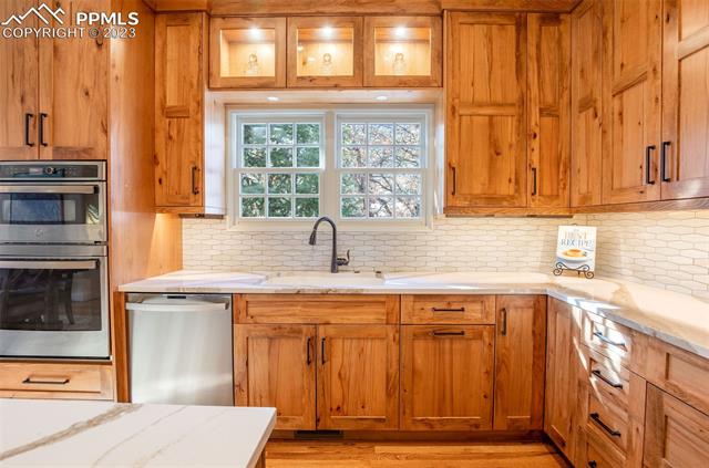 4495 Governors Point