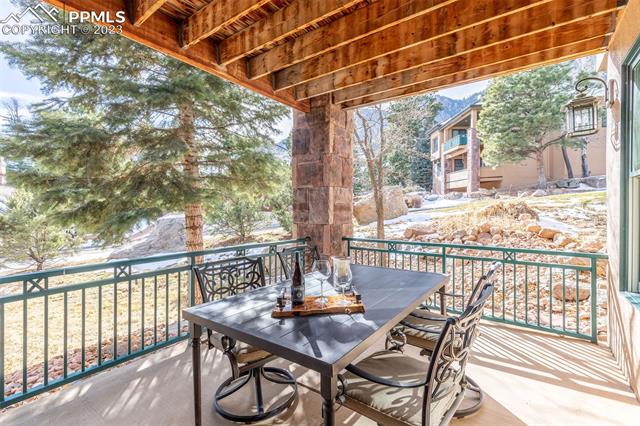 4495 Governors Point