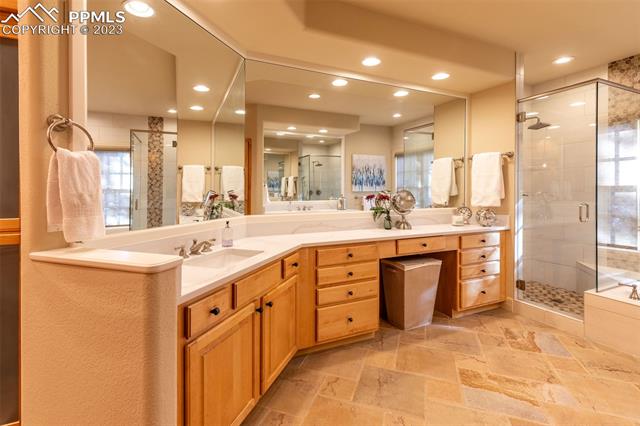 4495 Governors Point