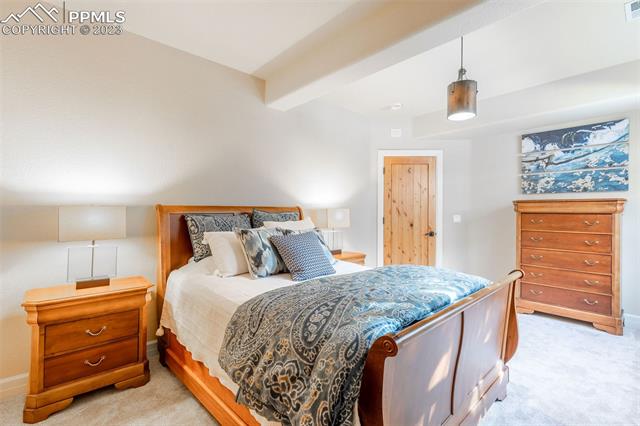 4495 Governors Point