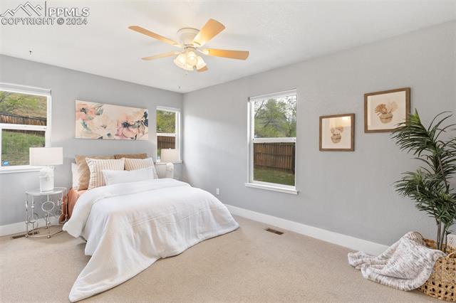 980 Columbine Avenue