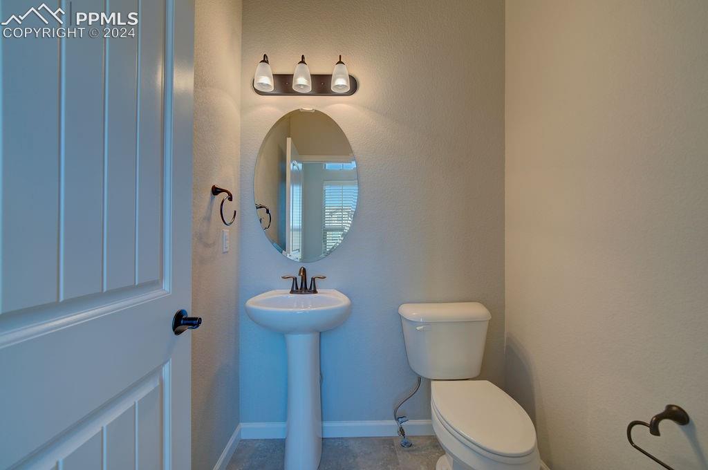 11379 Rill Point