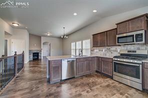 11379 Rill Point