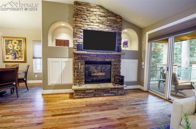 4430 Carriage House View