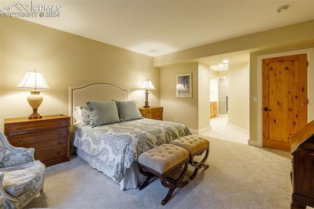 4430 Carriage House View