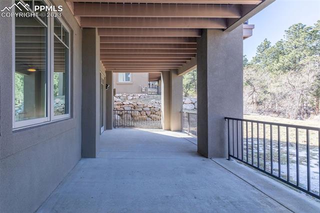 968 Summer Spring View