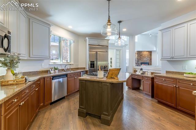 968 Summer Spring View