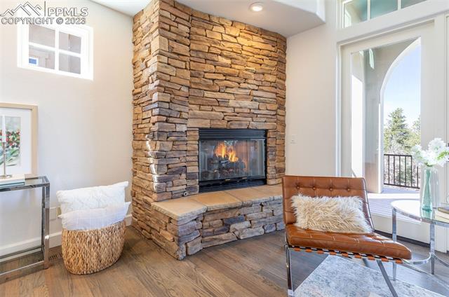 968 Summer Spring View