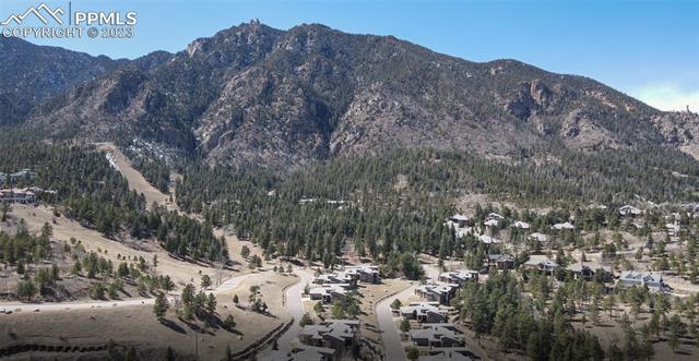 968 Summer Spring View