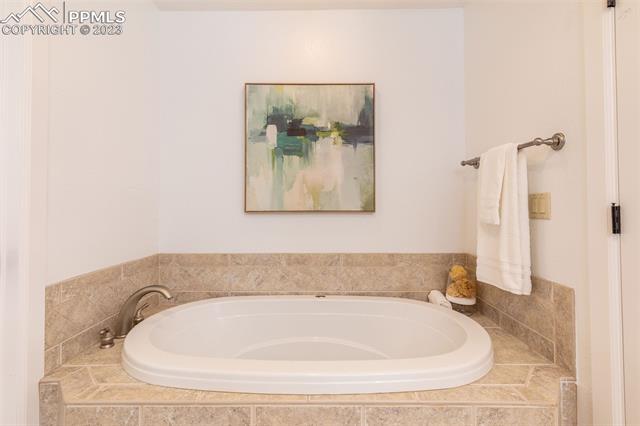 968 Summer Spring View