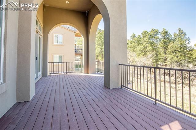 968 Summer Spring View