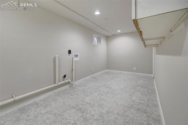 39 N Dartmouth Street