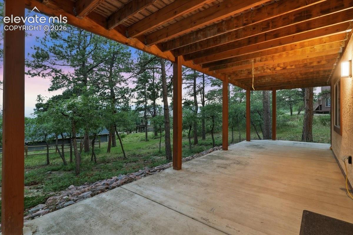 240 Scrub Oak Way