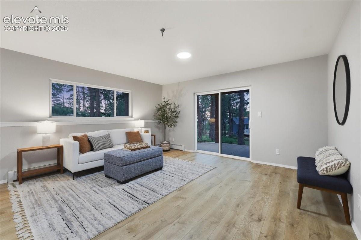 240 Scrub Oak Way