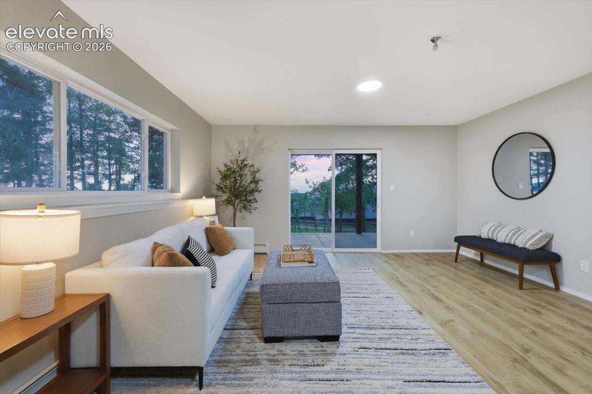 240 Scrub Oak Way
