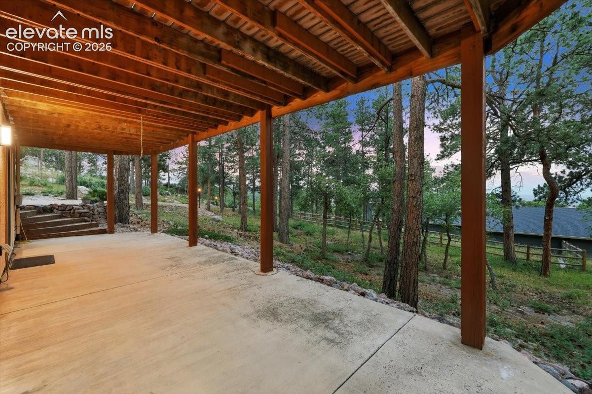 240 Scrub Oak Way