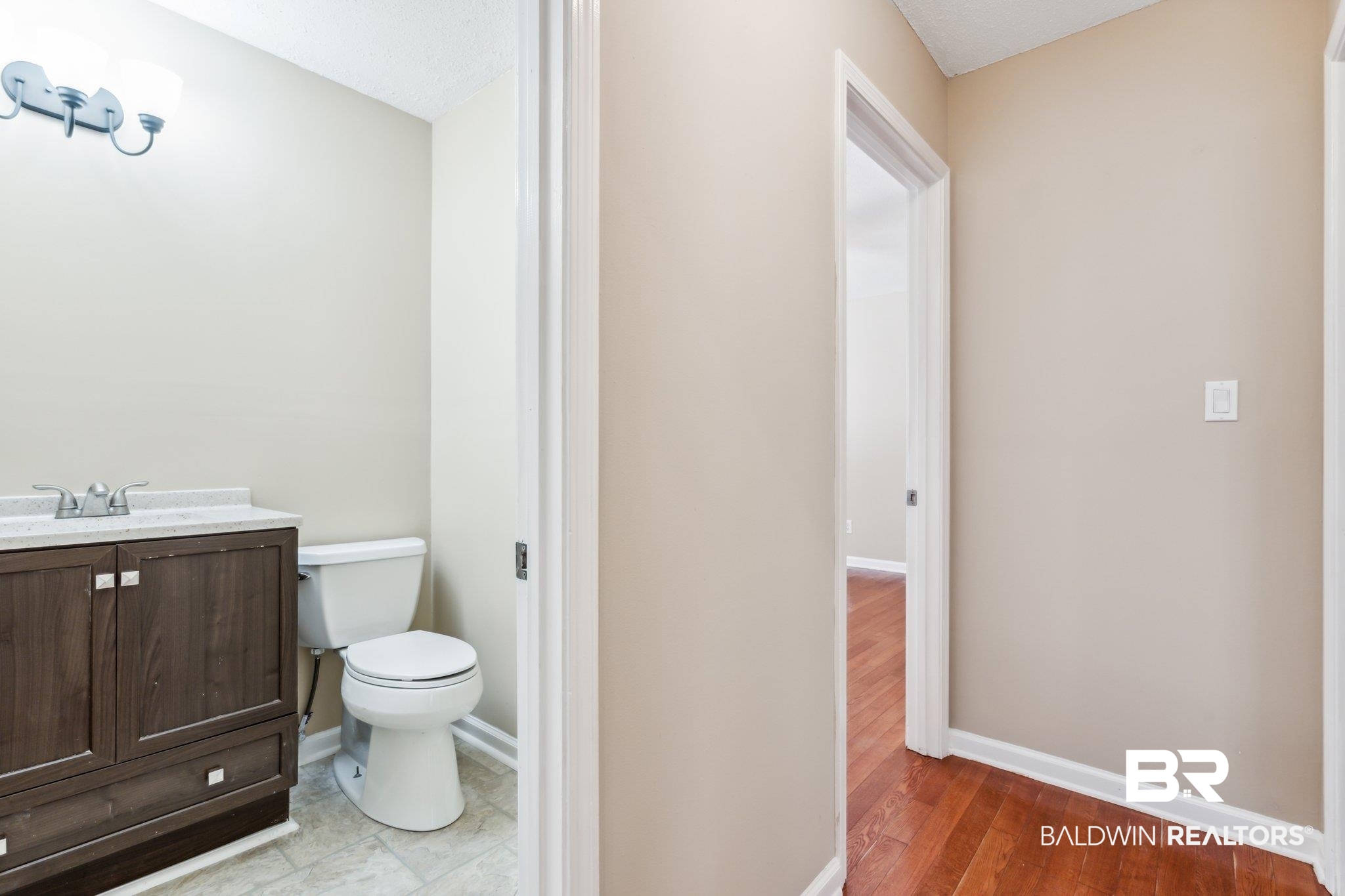 103 Ferncliff Circle