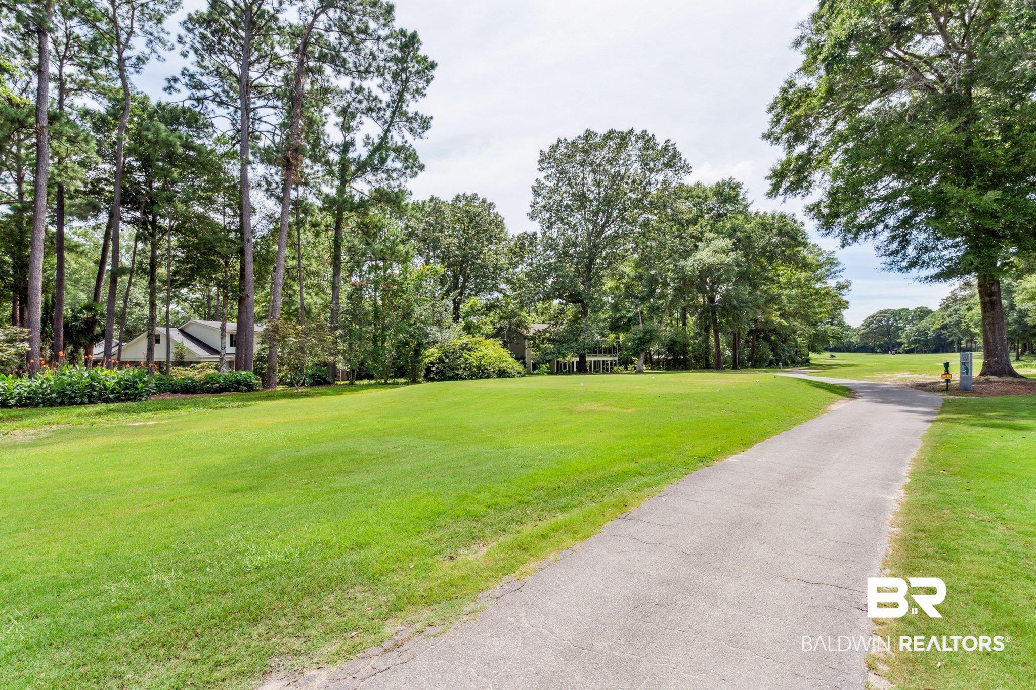 103 Ferncliff Circle