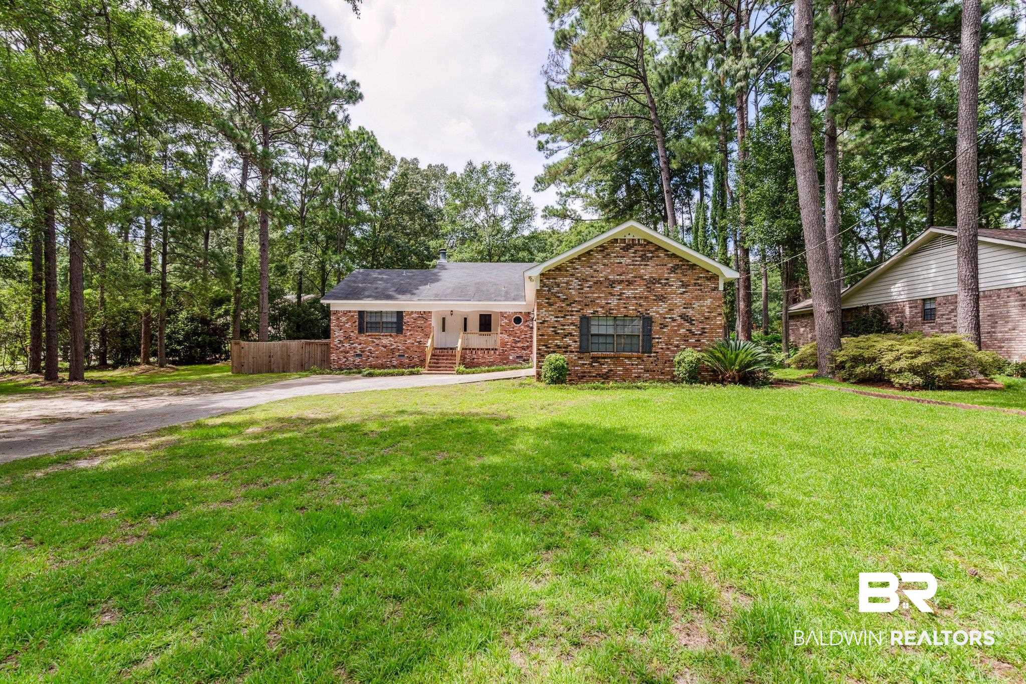 103 Ferncliff Circle
