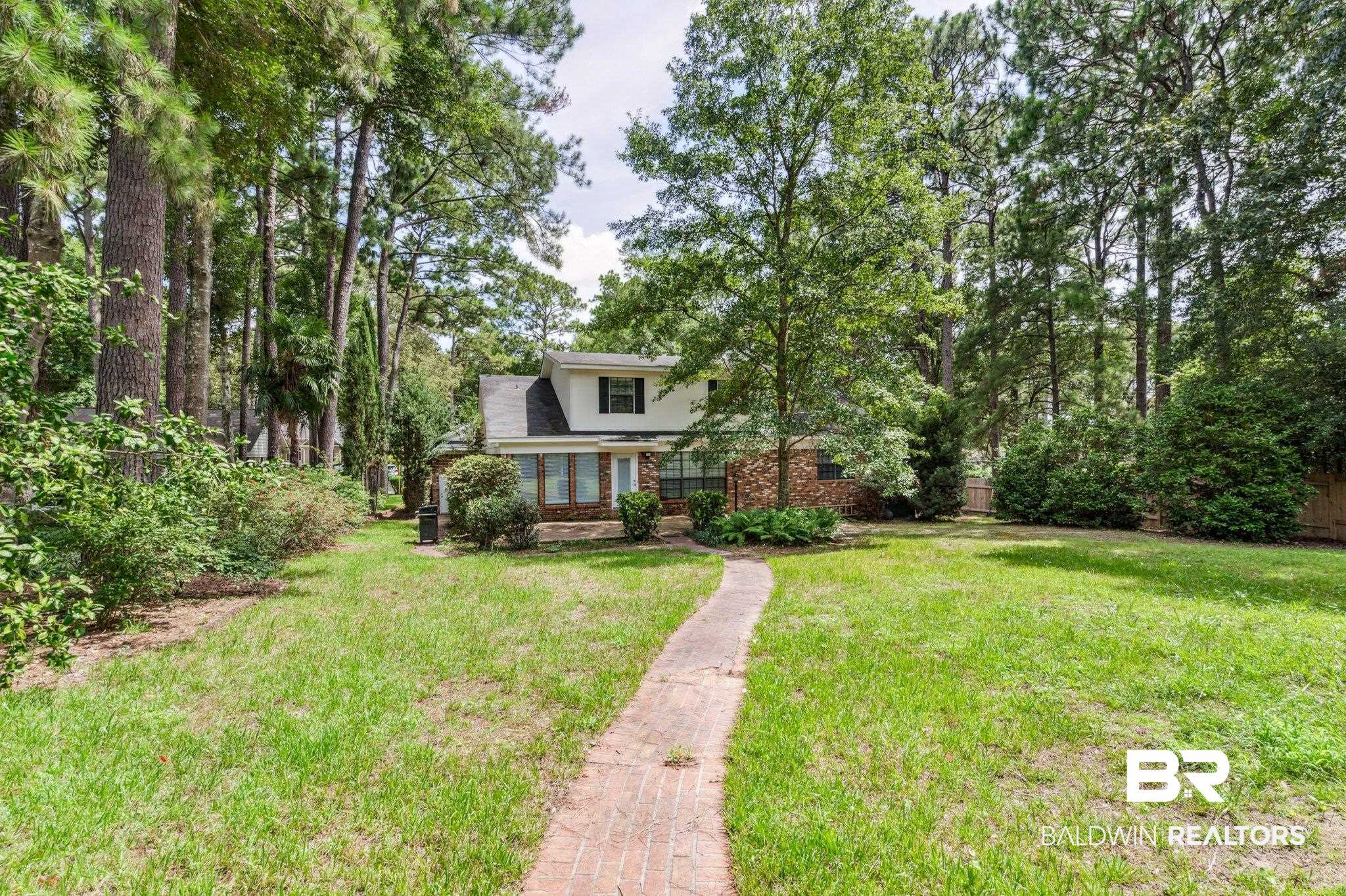 103 Ferncliff Circle