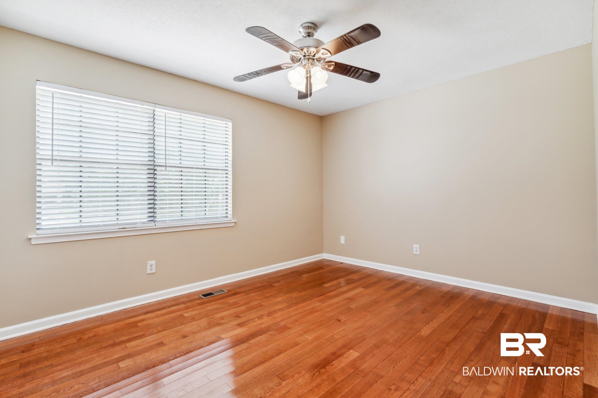103 Ferncliff Circle