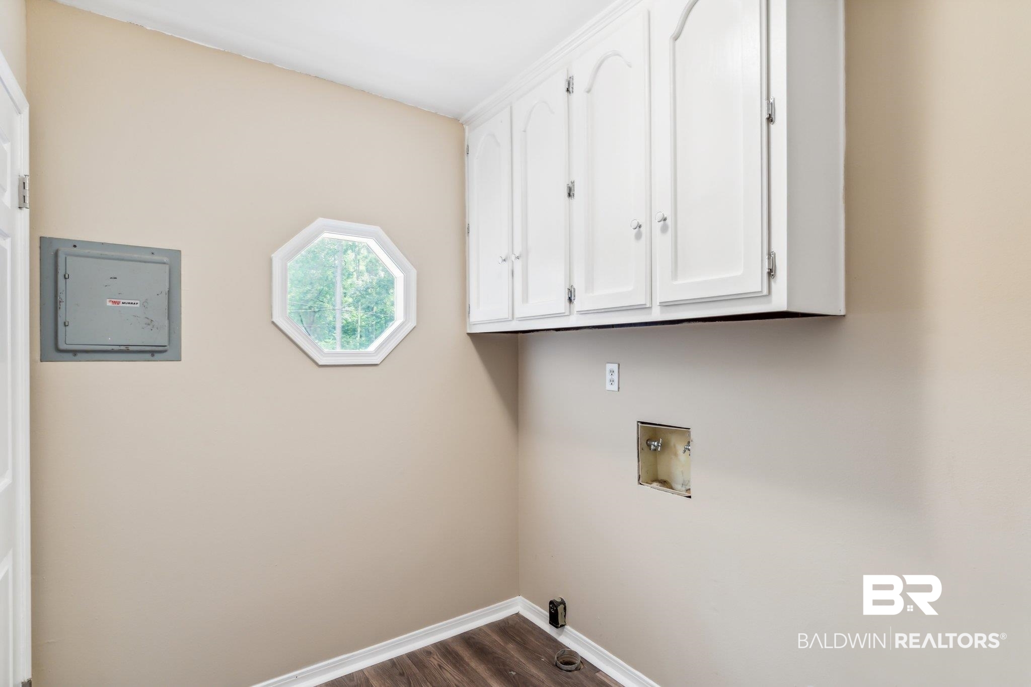 103 Ferncliff Circle