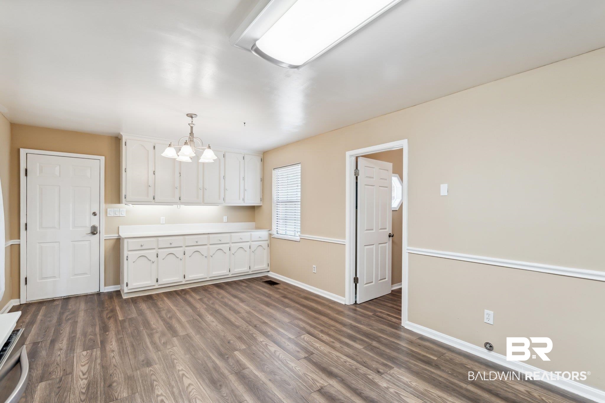 103 Ferncliff Circle