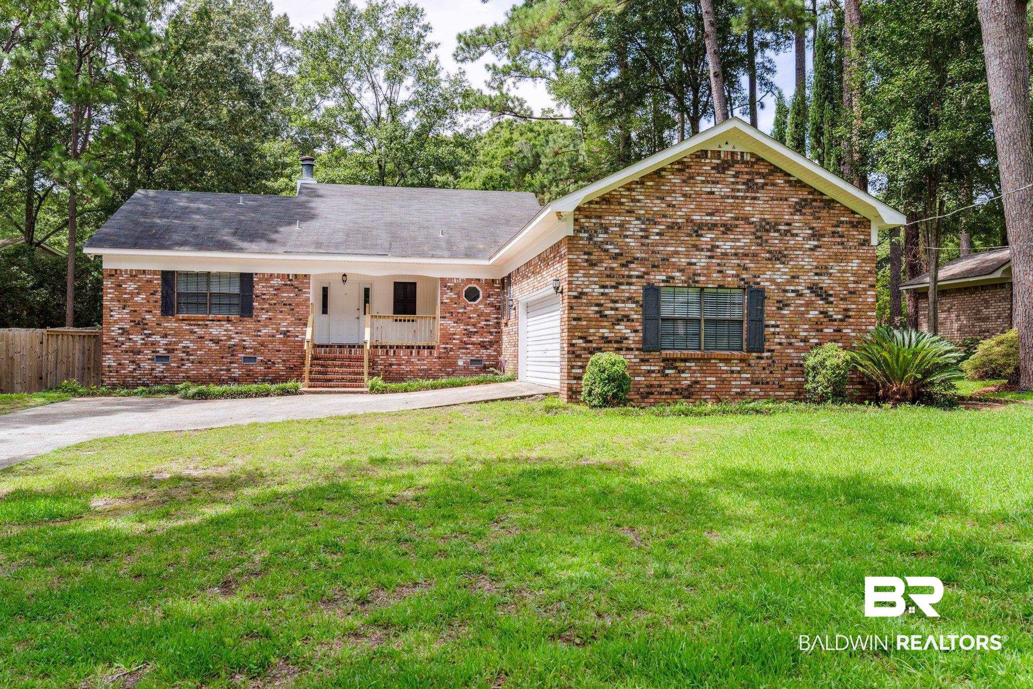 103 Ferncliff Circle