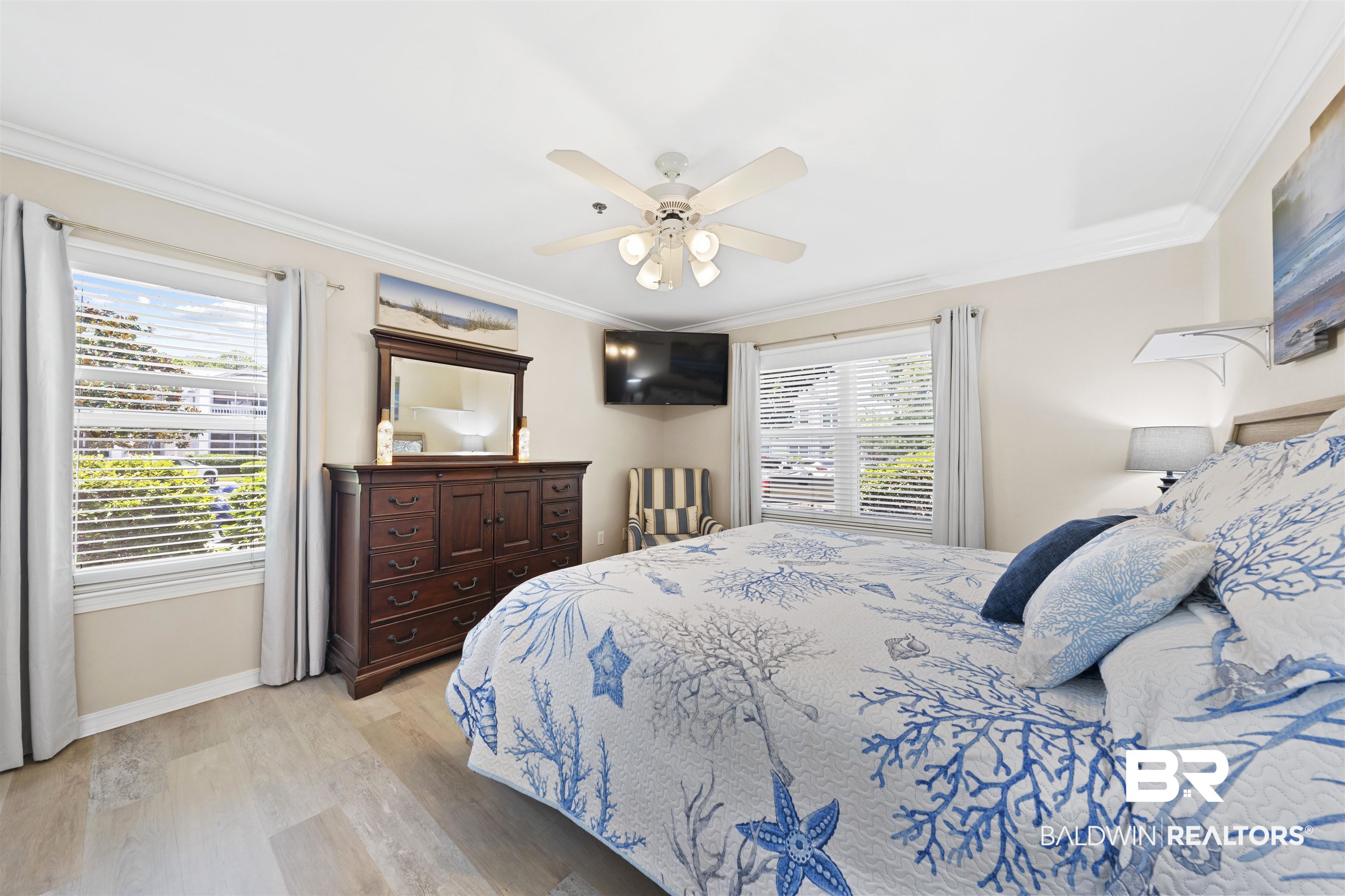 2200 W Second Street Unit: 104 E