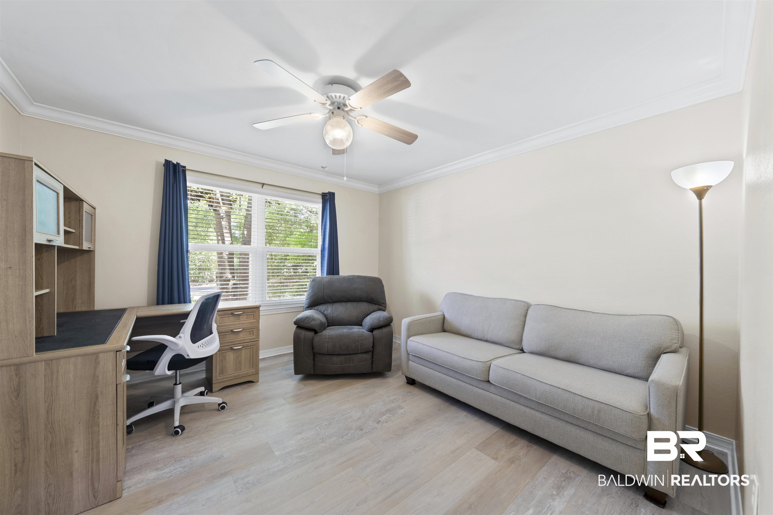 2200 W Second Street Unit: 104 E