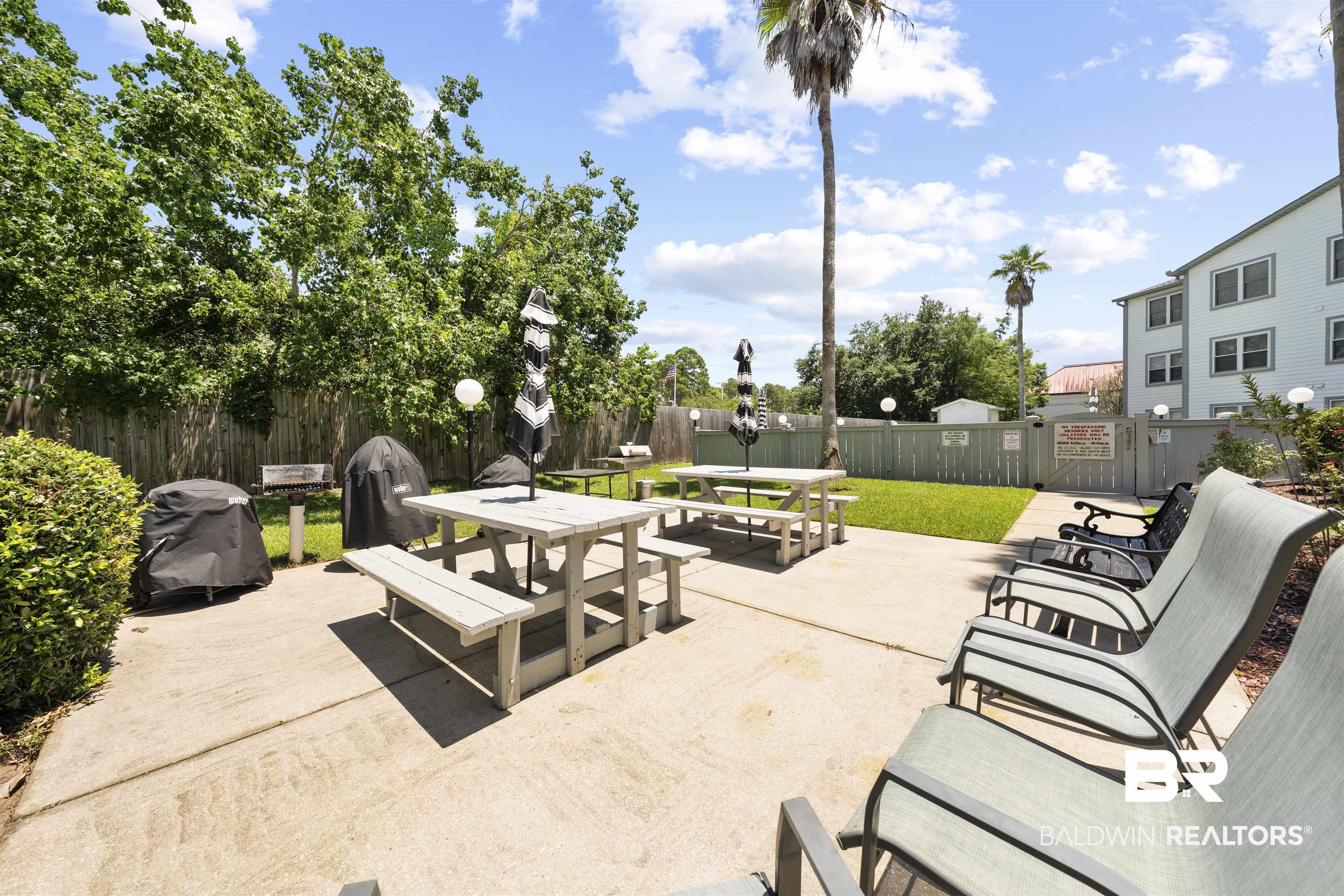 2200 W Second Street Unit: 104 E