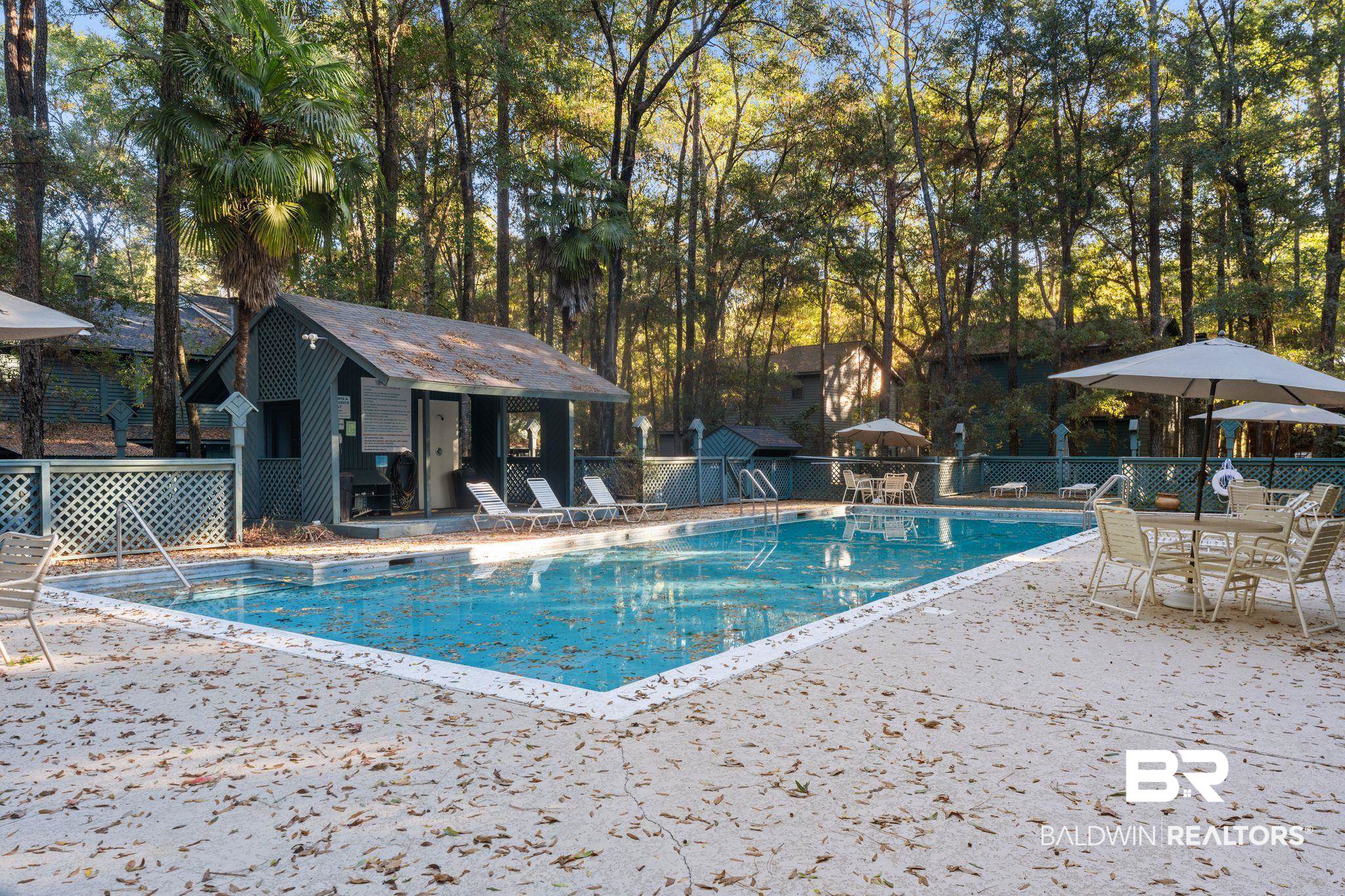 9 Summer Oaks Drive