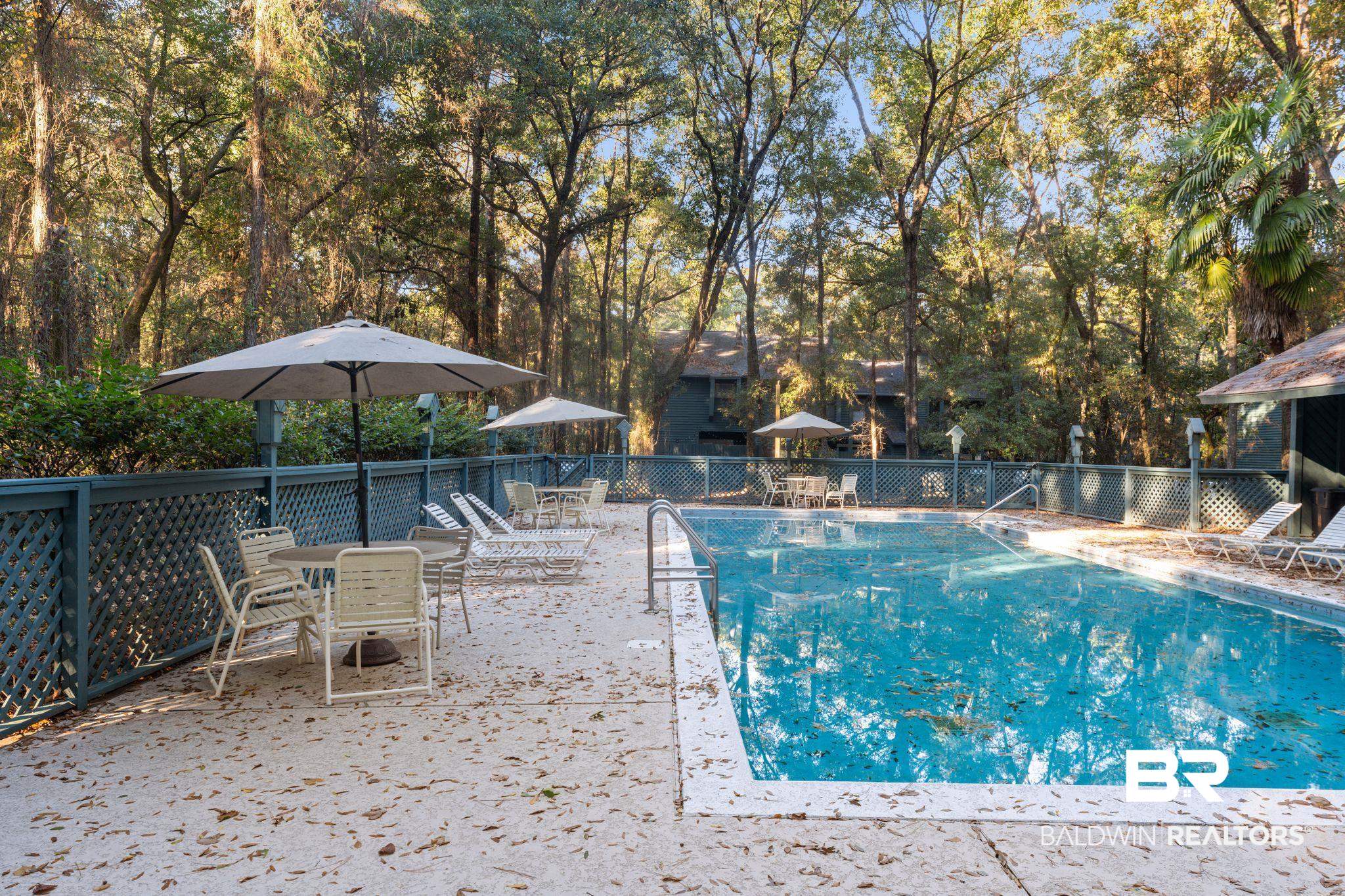9 Summer Oaks Drive