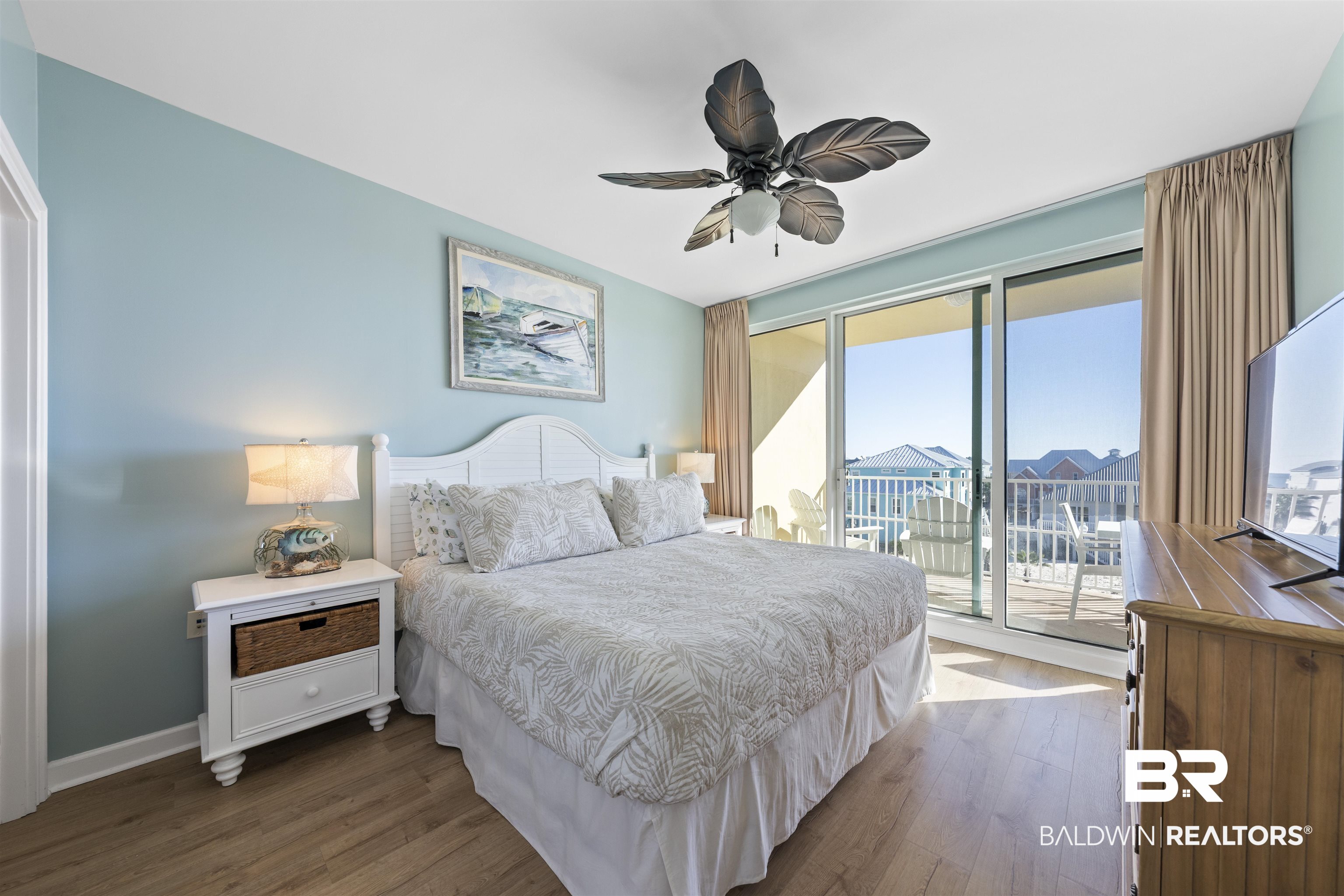 453 Dune Drive # 202