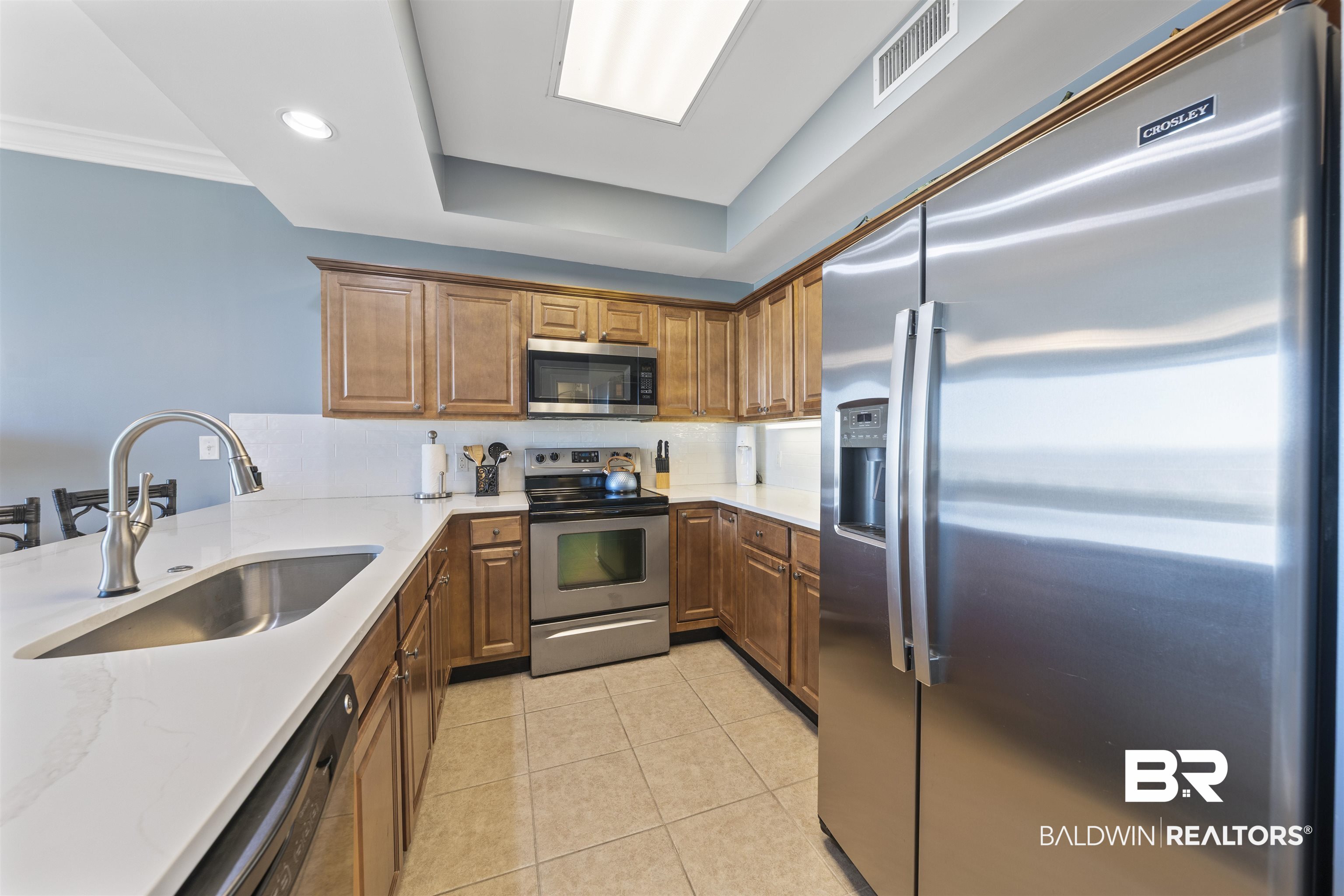 453 Dune Drive # 202