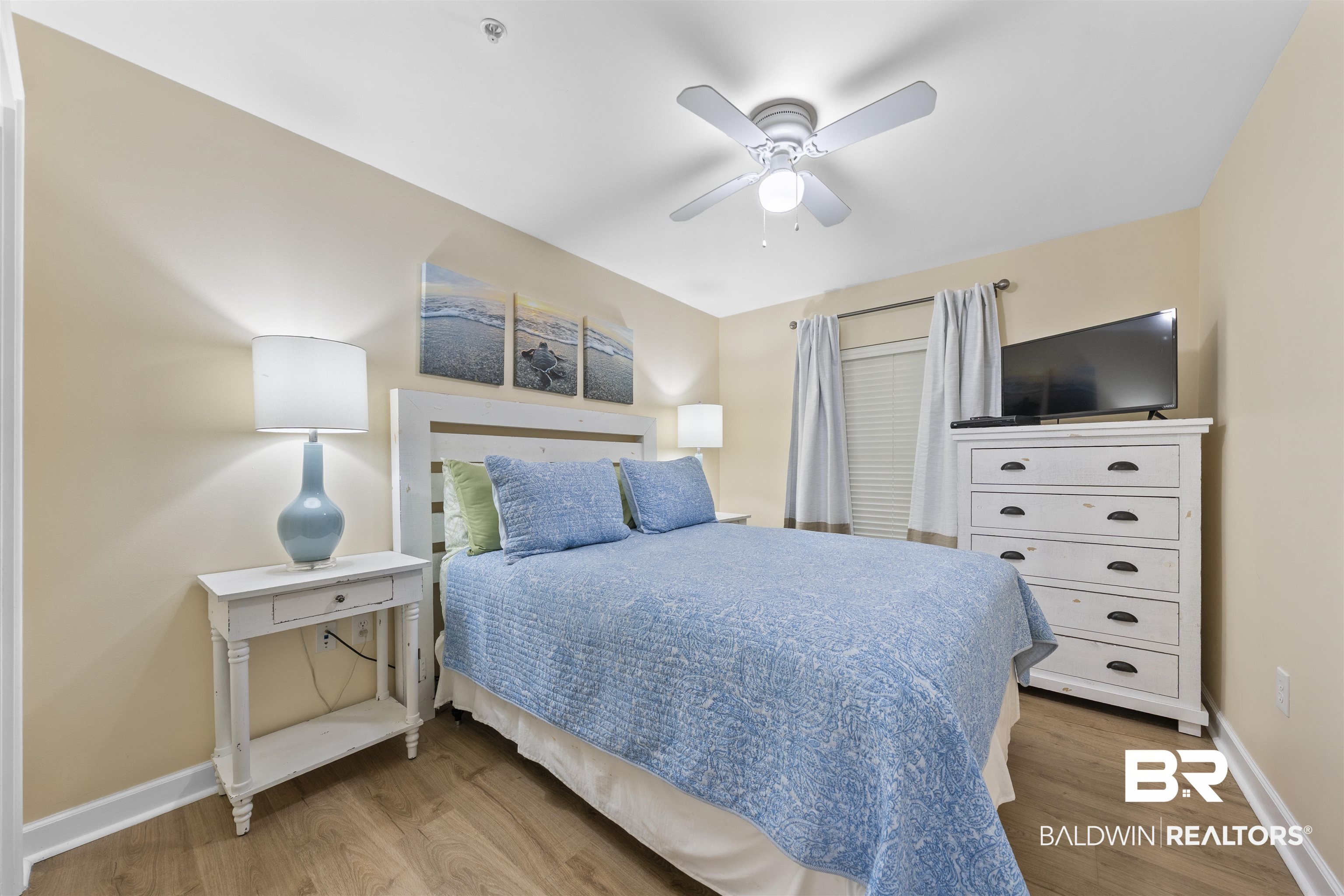 453 Dune Drive # 202