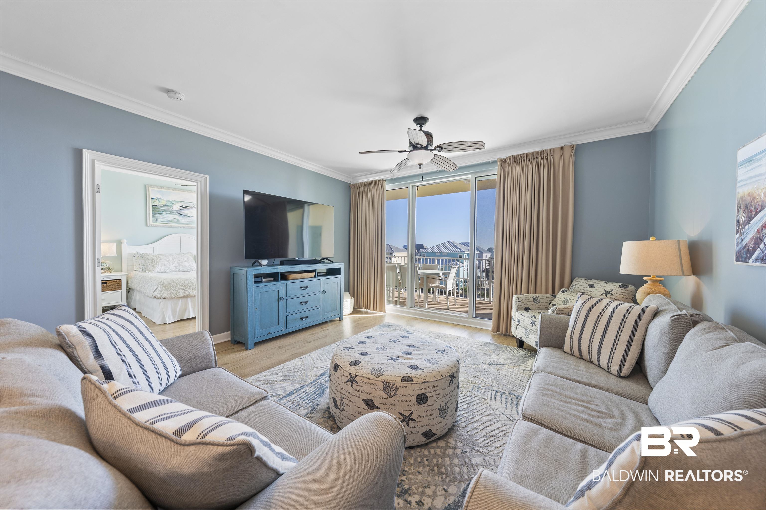 453 Dune Drive # 202