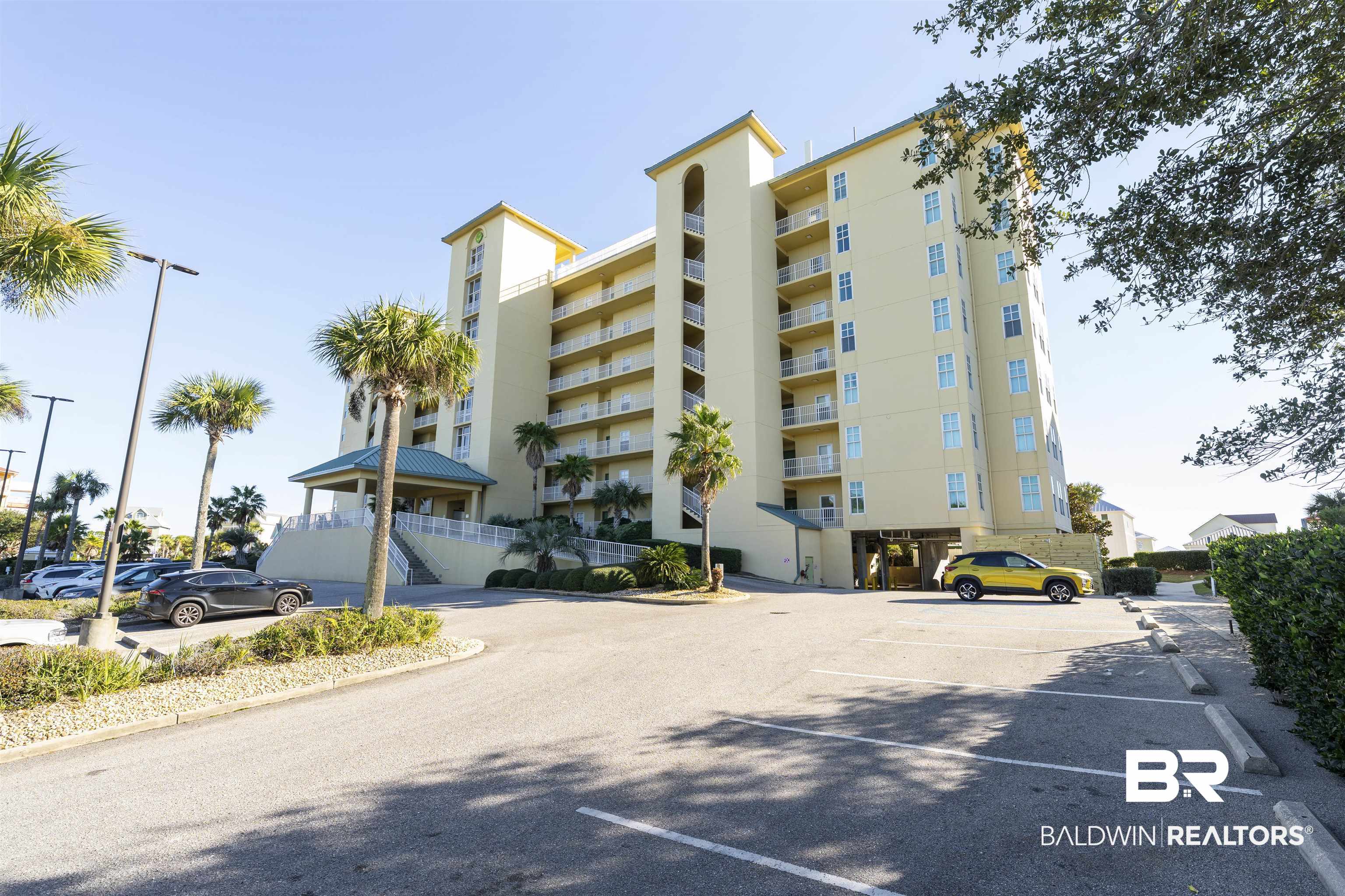 453 Dune Drive # 202