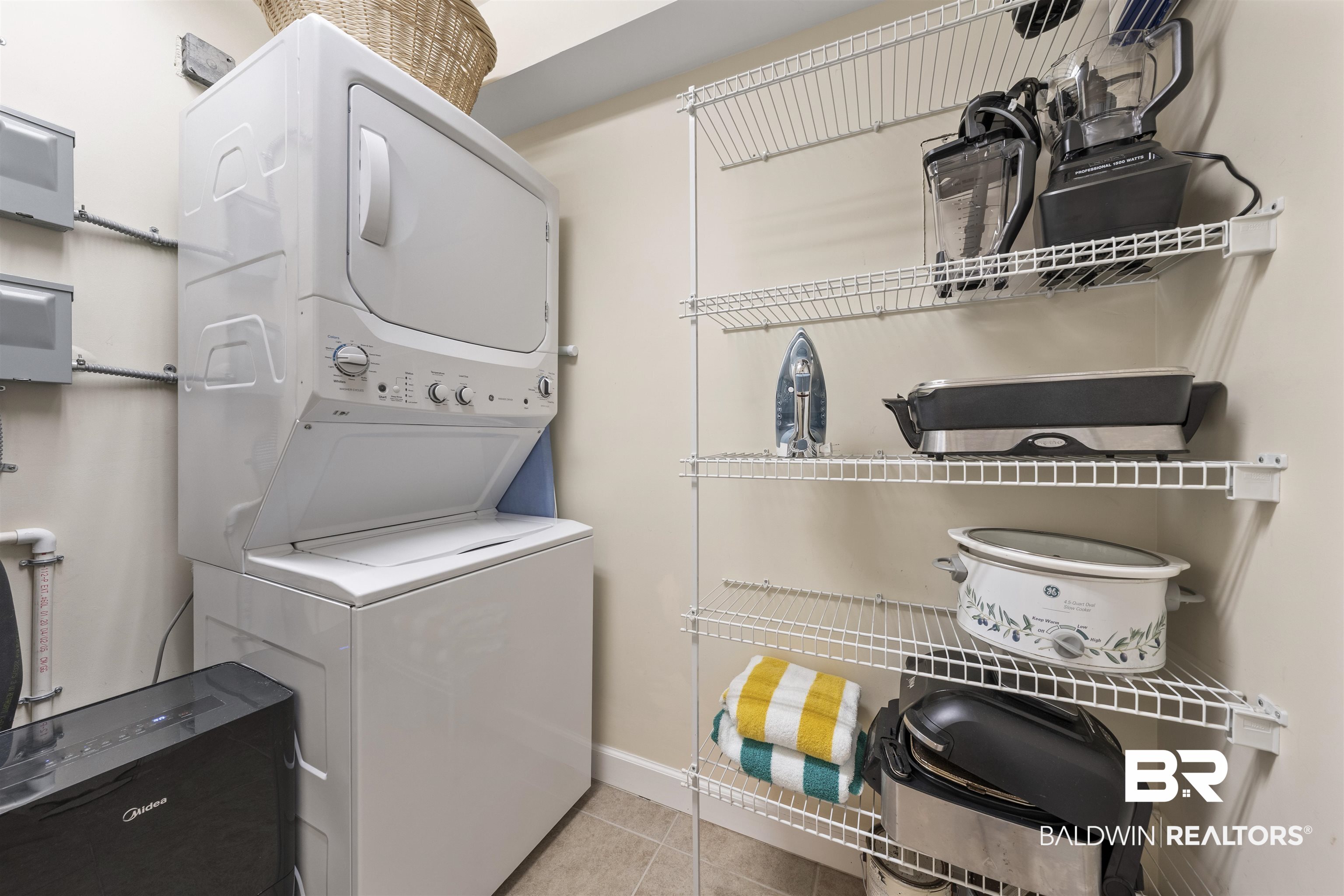 453 Dune Drive # 202