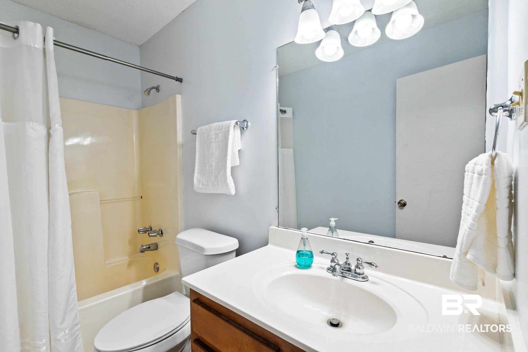 104 Chinquapin Circle