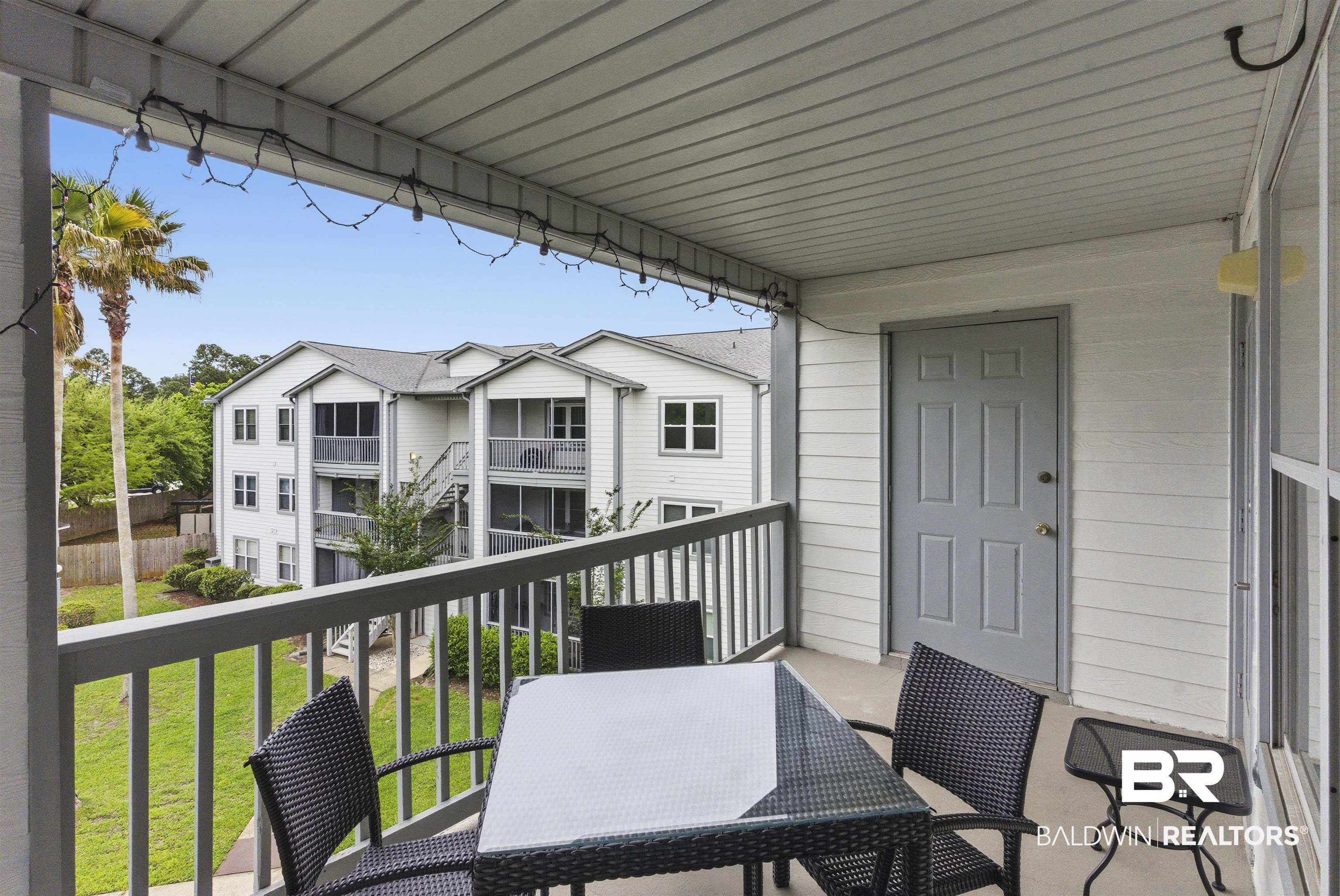 2200 W 2nd Street # 303E
