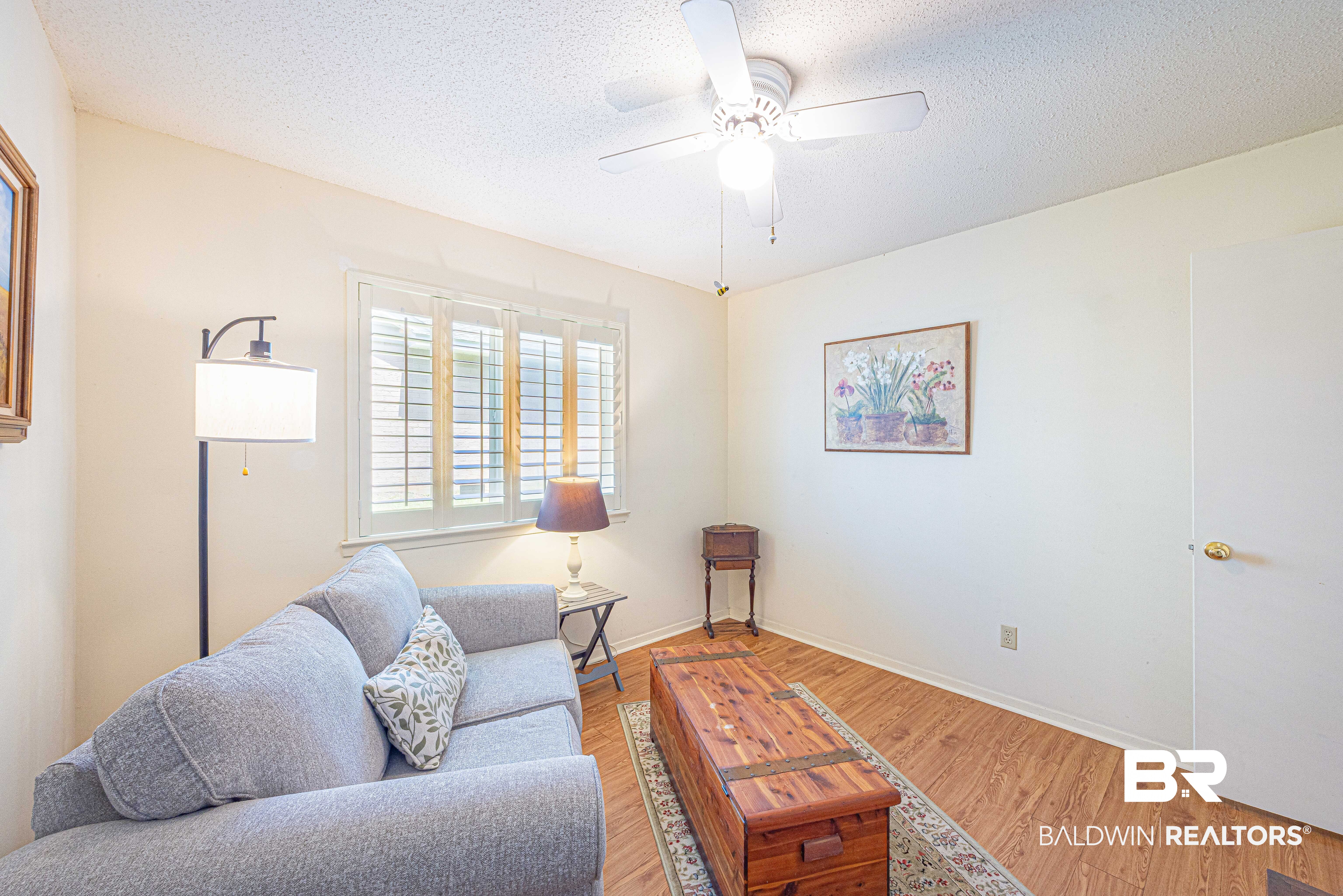 116 Lake Forest Boulevard