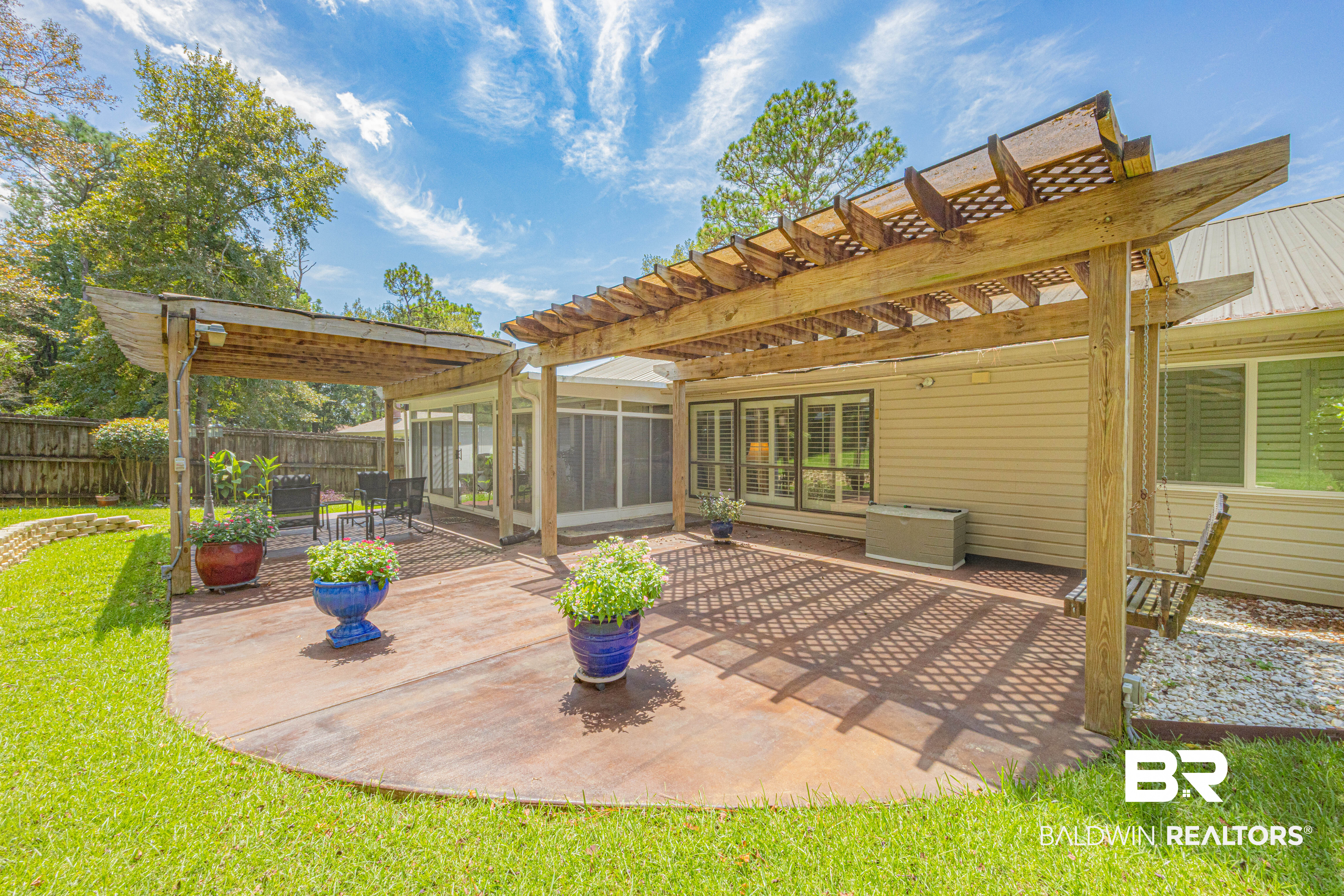 116 Lake Forest Boulevard