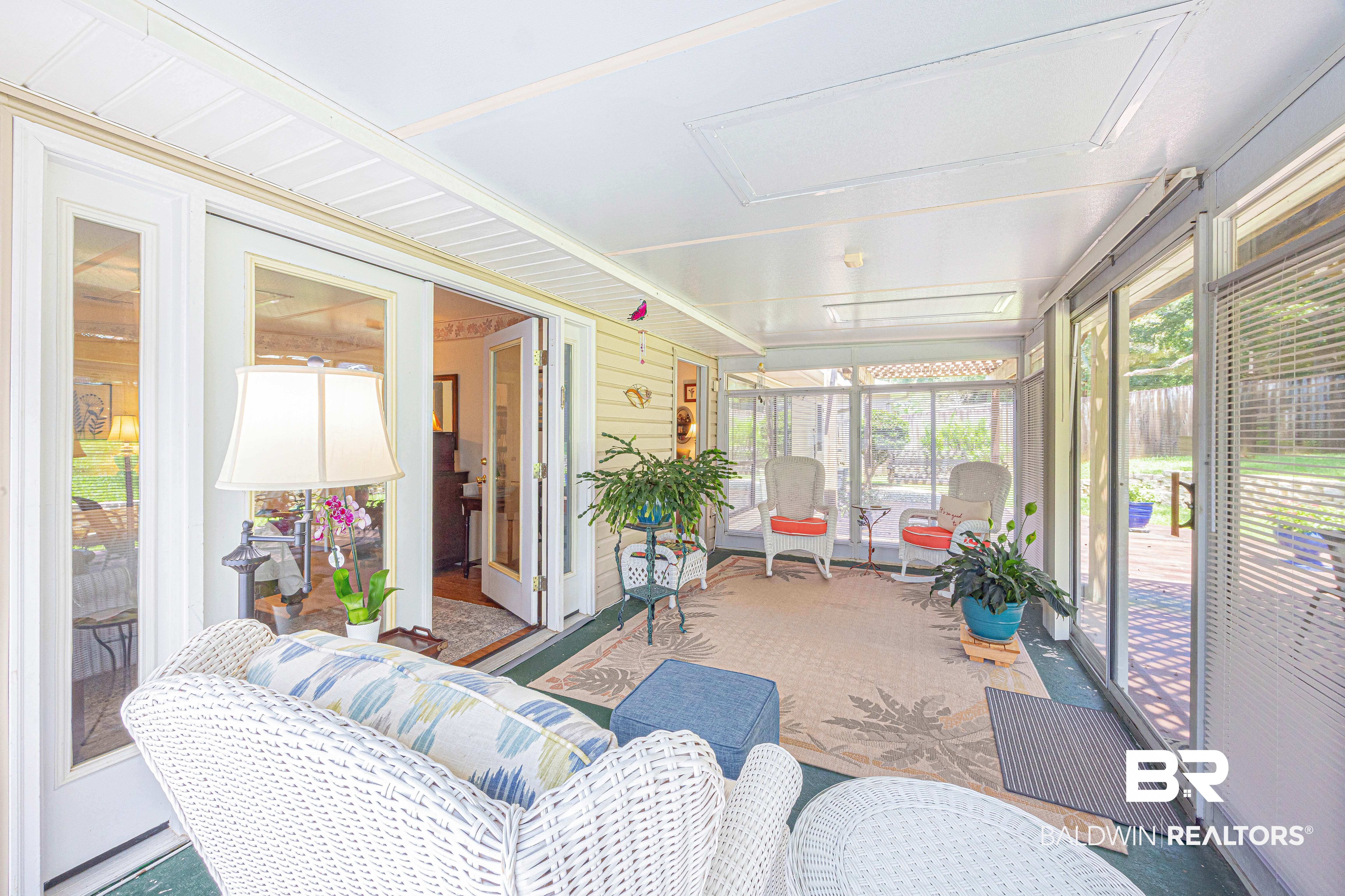 116 Lake Forest Boulevard