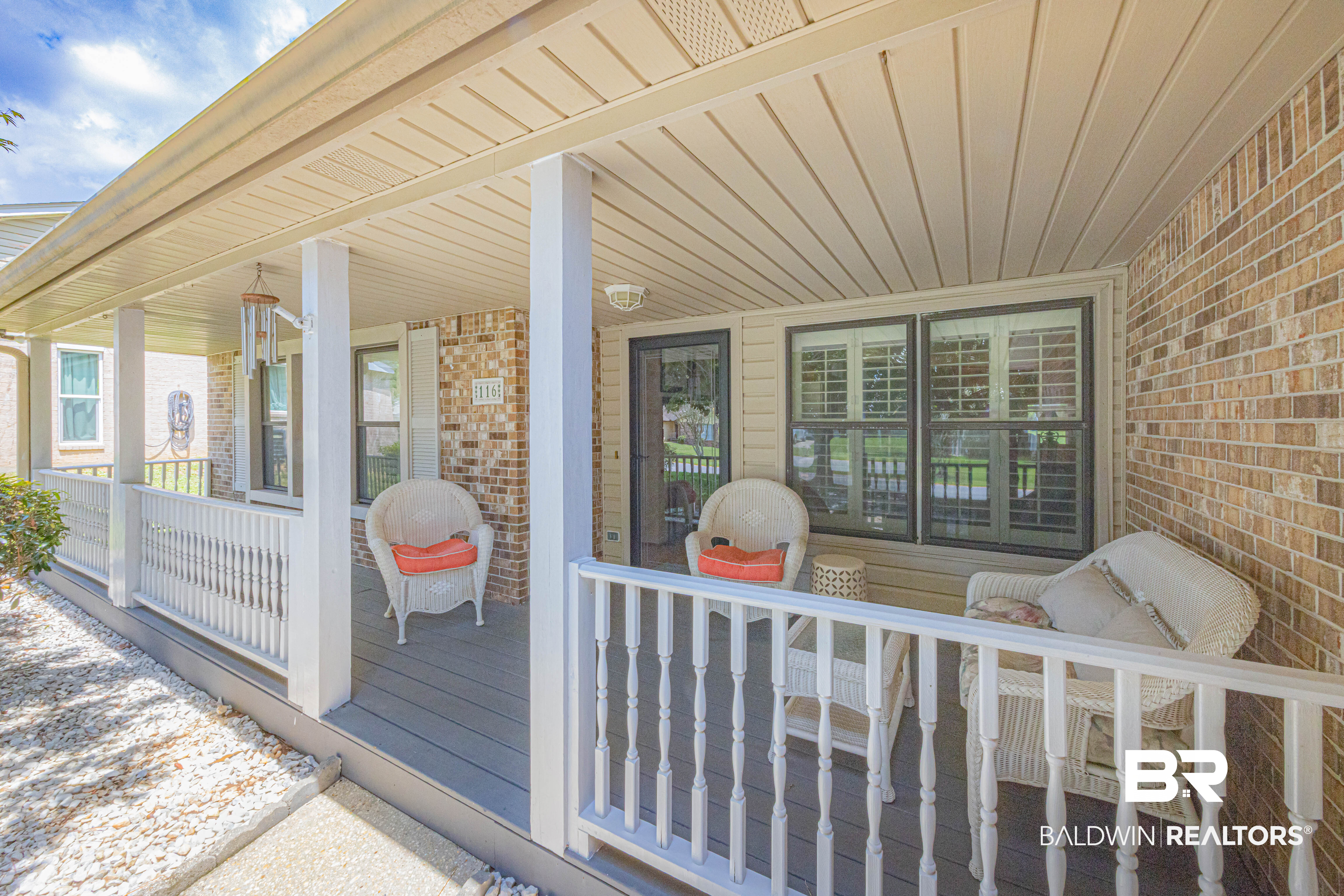 116 Lake Forest Boulevard