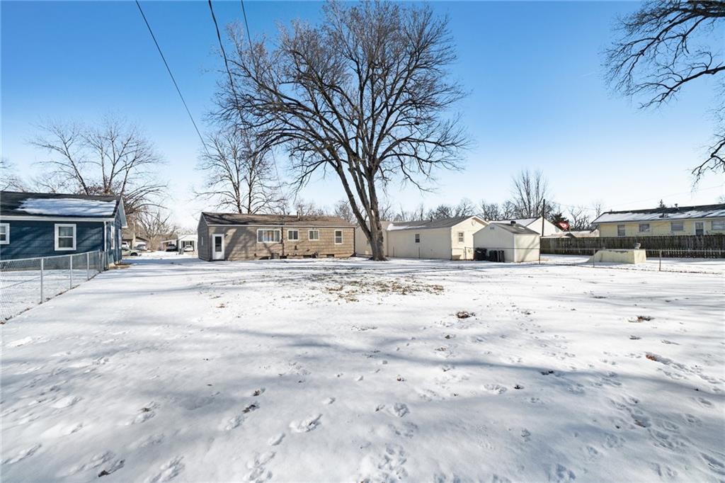 1342 S Poplar Street