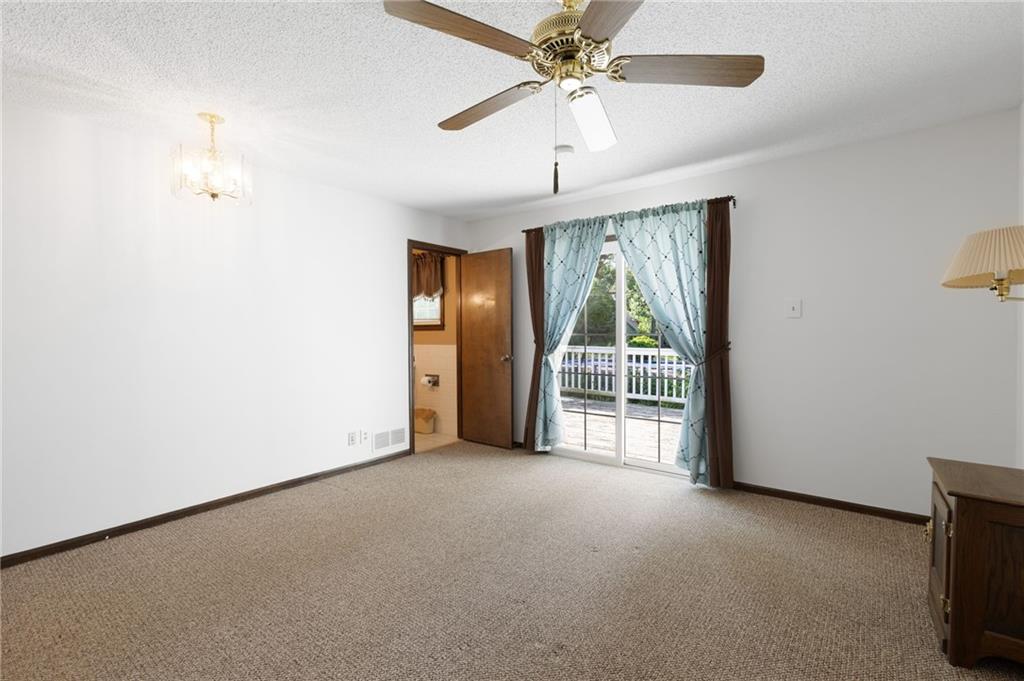 6717 W 69th Street