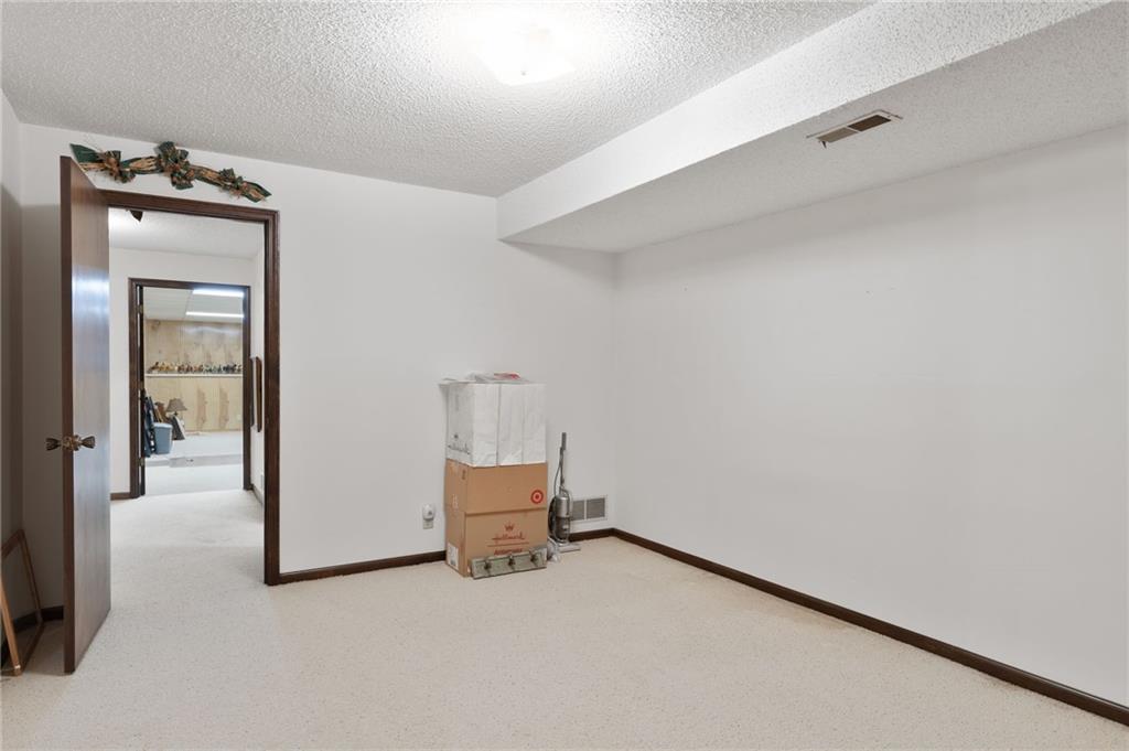 6717 W 69th Street