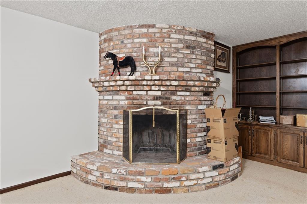 6717 W 69th Street